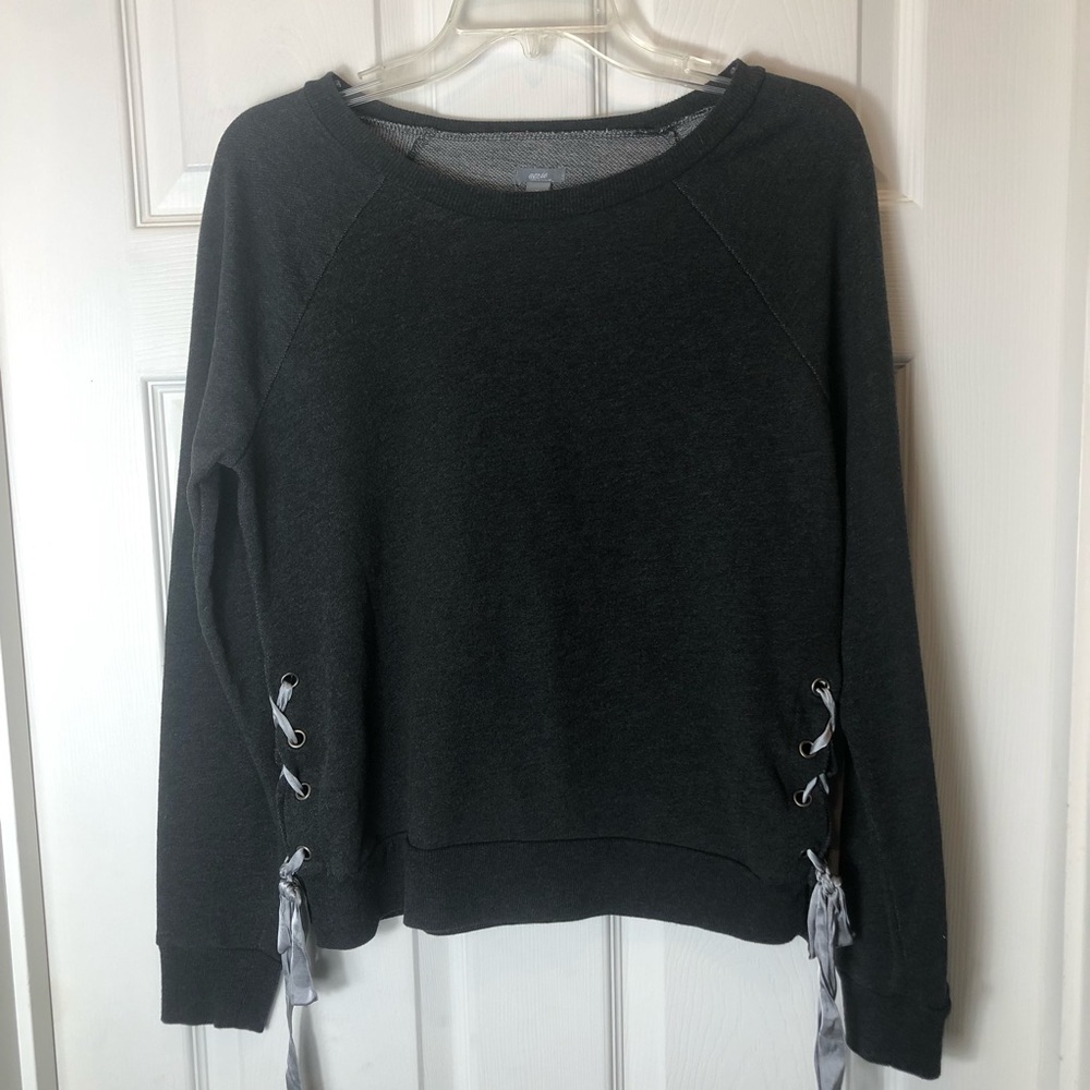 Aerie Gray Lace Up Sides Tie Ribbon Sweatshirt.  Size M